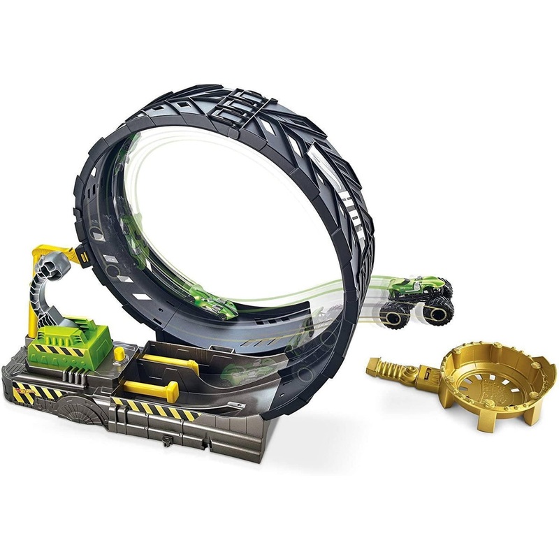 Hot Wheels GKY00 Monster Trucks Epic Loop Challenge Play Set