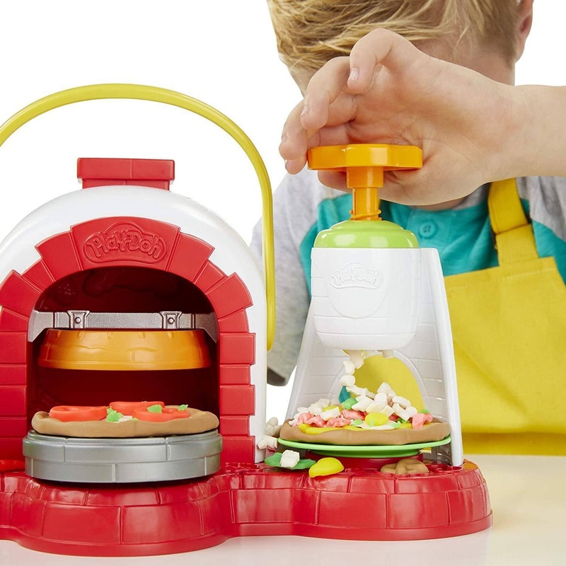 Play-Doh Stamp ‘n Top Pizza Oven Toy
