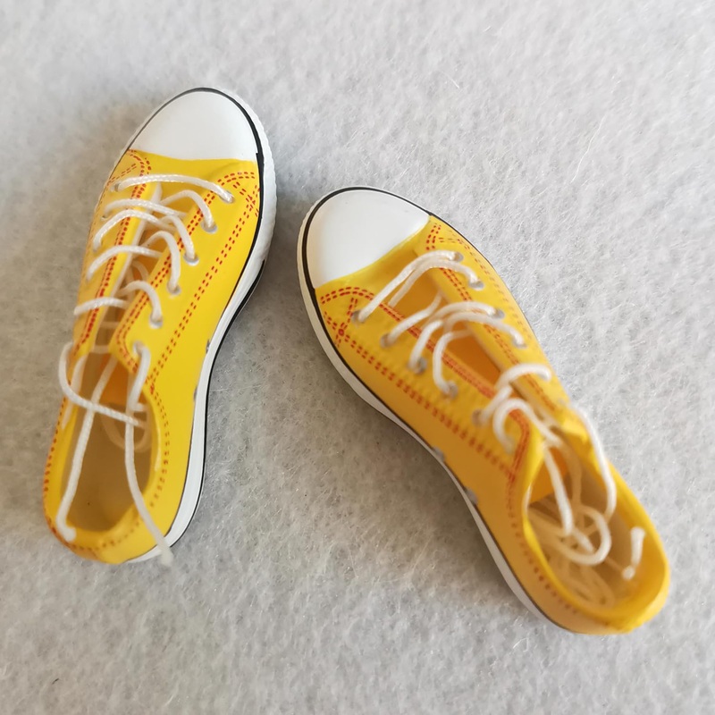 1:6 Scale Figure Shoes Sneakers Shoe for 1/6 12 inch Male Action Figure Toy (Yellow)