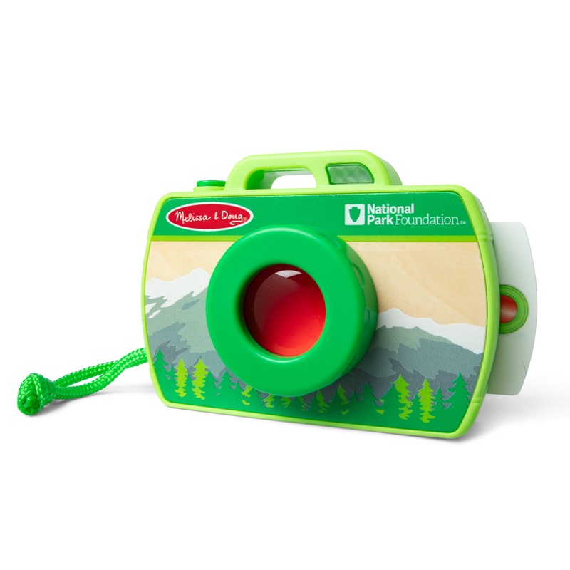 Melissa & Doug Rocky Mountain National Park Sights and Sounds Wooden Toy Camera Play Set – FSC Certified