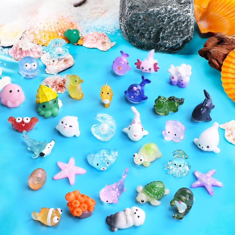 Hslcgf 30 Pcs Miniature Ocean Theme Mini Resin Ocean Animals Ocean Mini Figurines Resin Axolotl For Diy Fish Tank Accessories, M