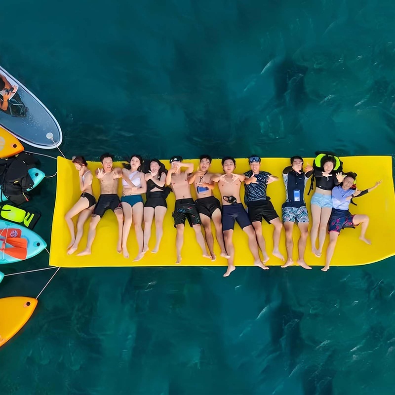 Yaciente 18′ Lily Pad Floating Mat, Tear-Resistant Floating Water Mat For Lake, Floating Pads For Recreation Pool, Lake, 7 Color