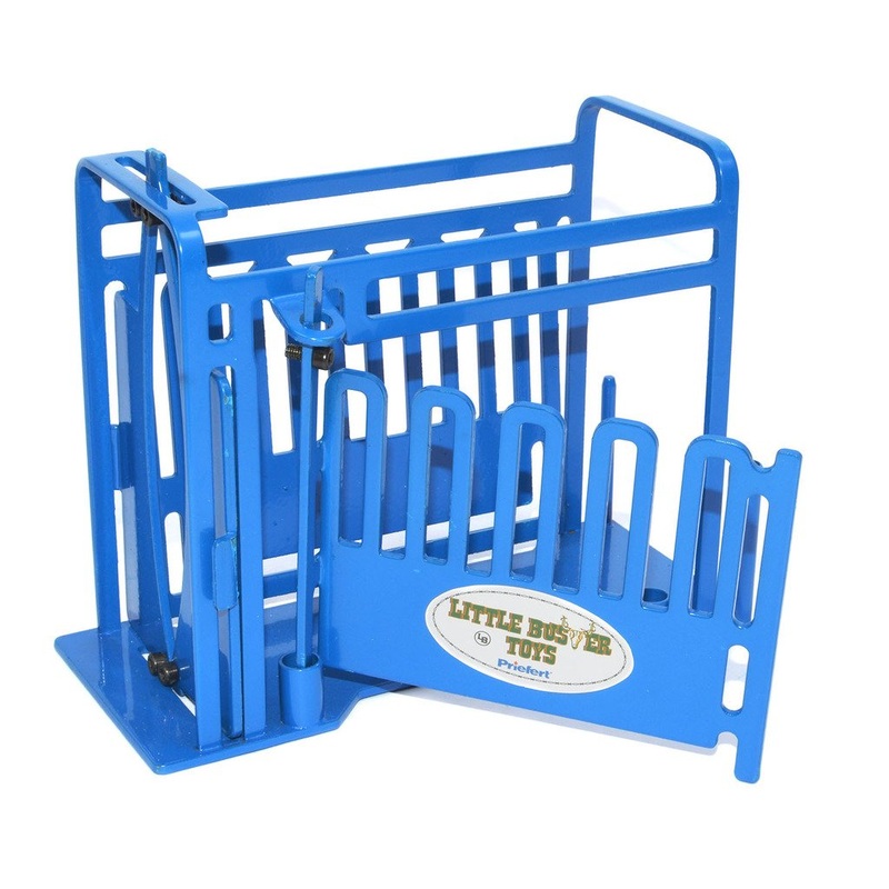 Little Buster Toys Squeeze Chute – Priefert Squeeze Chute With Sliding Gates In Blue, 1/16Th Scale