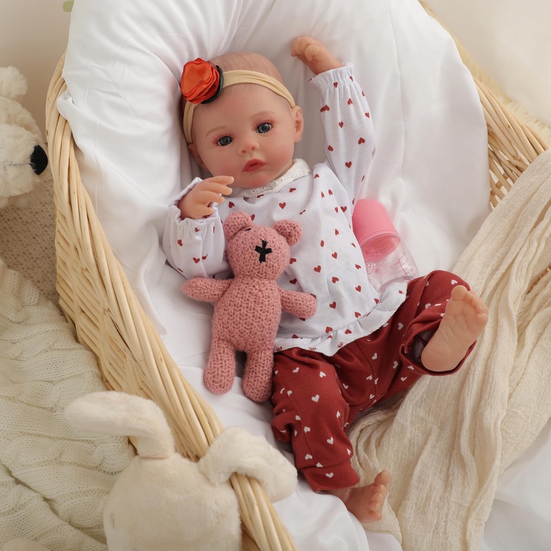 Caliugsi Real Life Like Reborn Baby – 18” Realistic Newborn Doll Girl, Lifelike Baby Doll With Soft Weighted Body, Reborn Gift