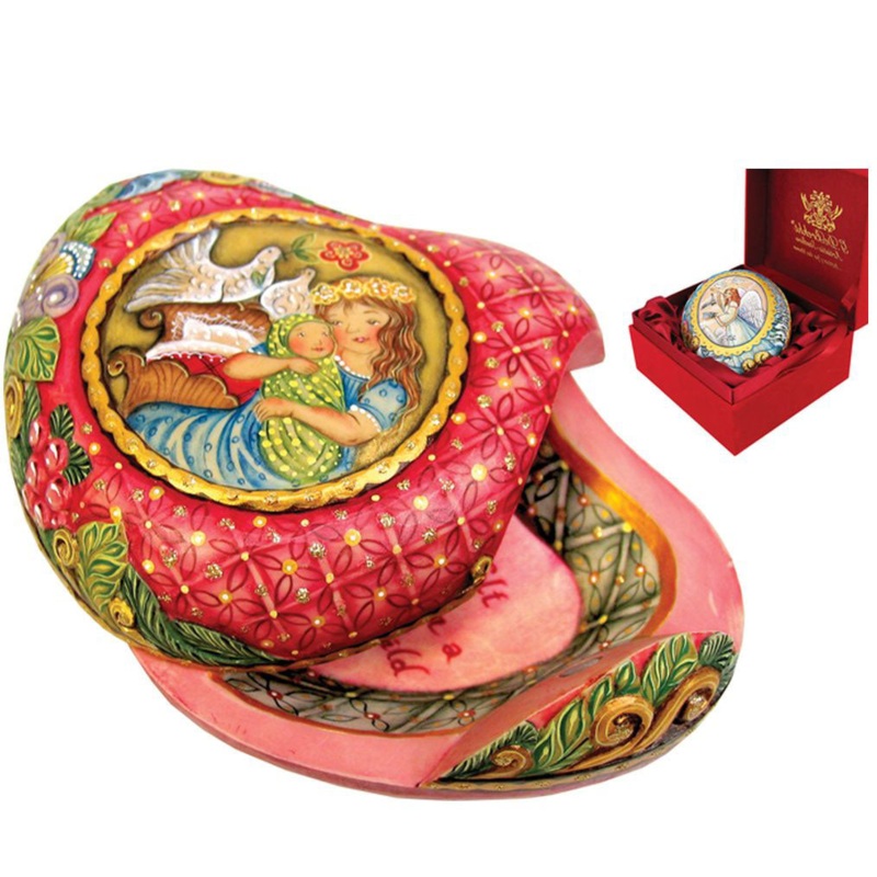 Wrapped Wishes Surprise Motherly Love Heart-Box by G. DeBrekht Reserve