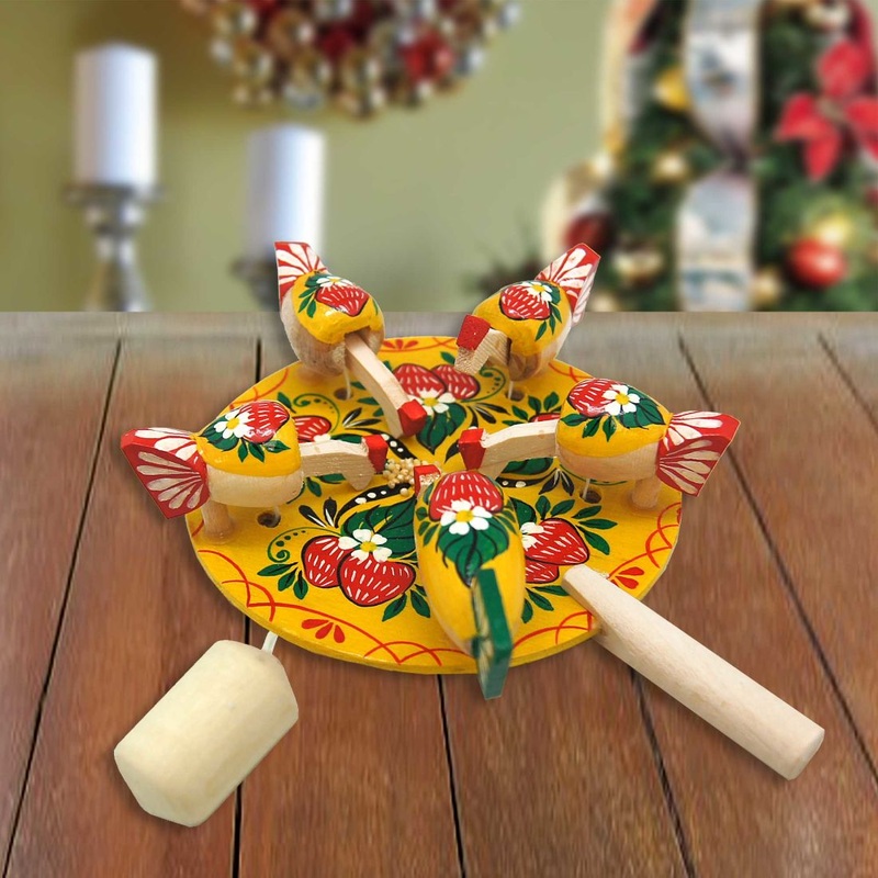 Pecking Chicken Hen Old-World Animated Spinning Decor by Designocracy – Wildlife Holiday Decor – 191001Y