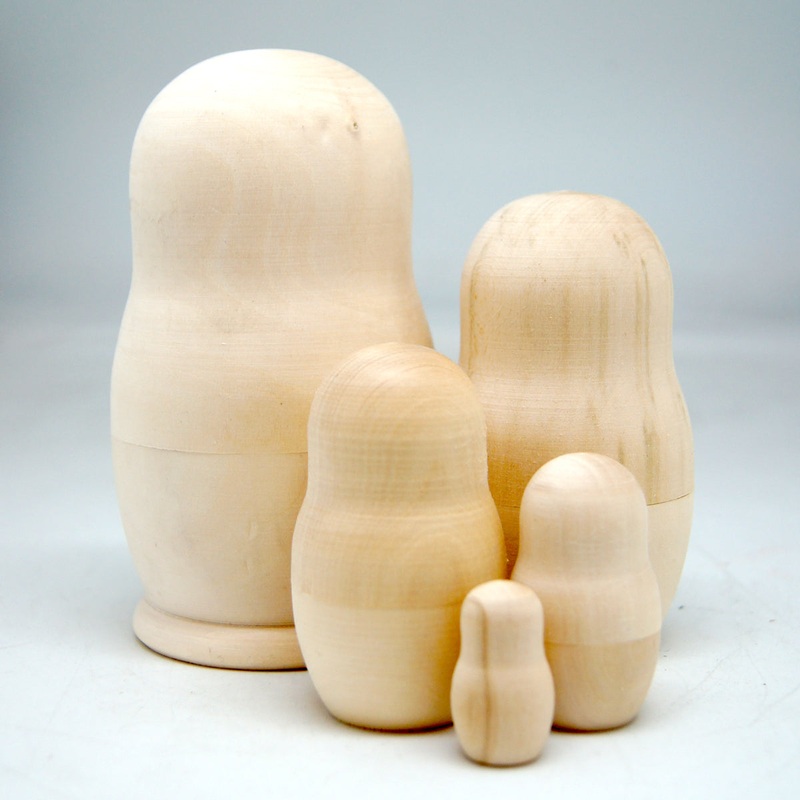 Make It Take It 5 Piece Wooden Matreshka Nesting Doll by G. DeBrekht – – U5N-MD