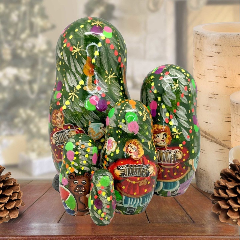 Christmas Tree Santa Matreshka Nesting Hand-Painted Doll Set of 5 by G. DeBrekht – Christmas Decor – 110092