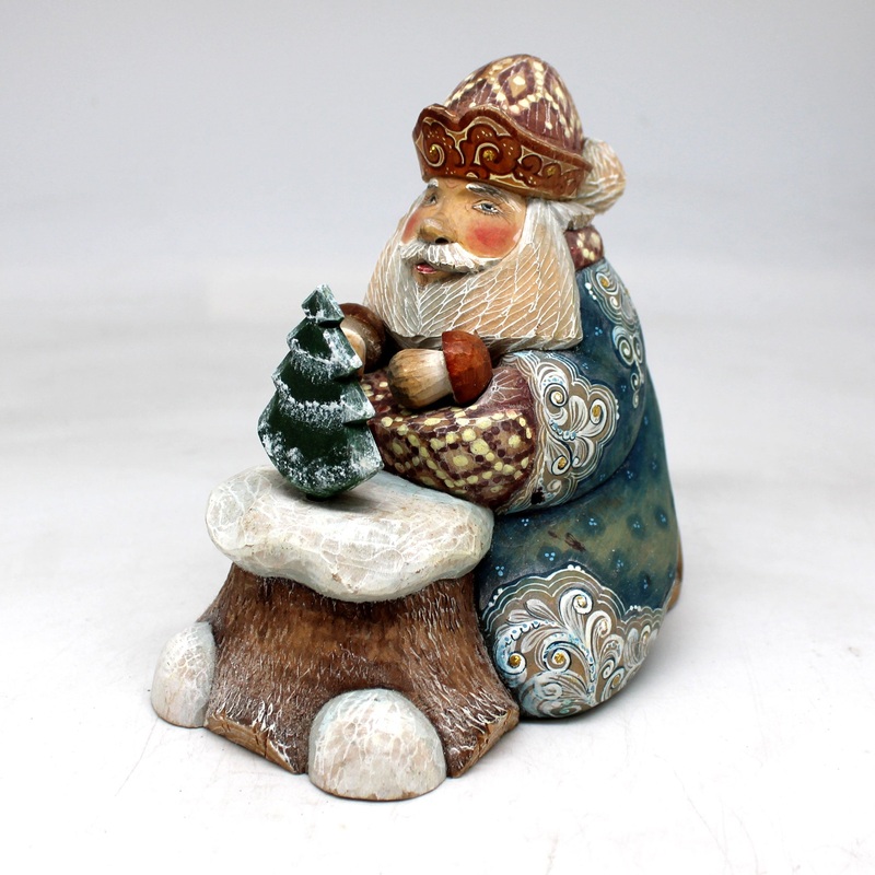 One-of-a-Kind – Forest Gifts Santa WOODCARVED Figurine 5.5x4x5 by  – Unique Handcarved and Hand-Painted Collectible