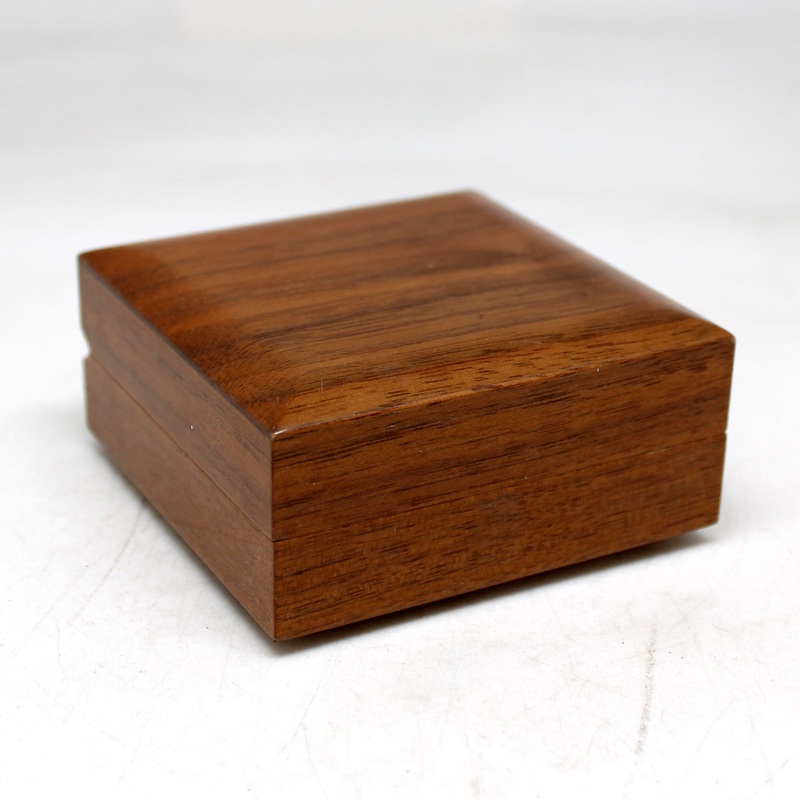 One-of-a-Kind Lacquered & Polished WOODCARVED Jewelry BOX 3x3x1.5 Handcarved Unique Home Decoration Beautiful Gift Rare Find Collectible, Unique Hand Carved Gift