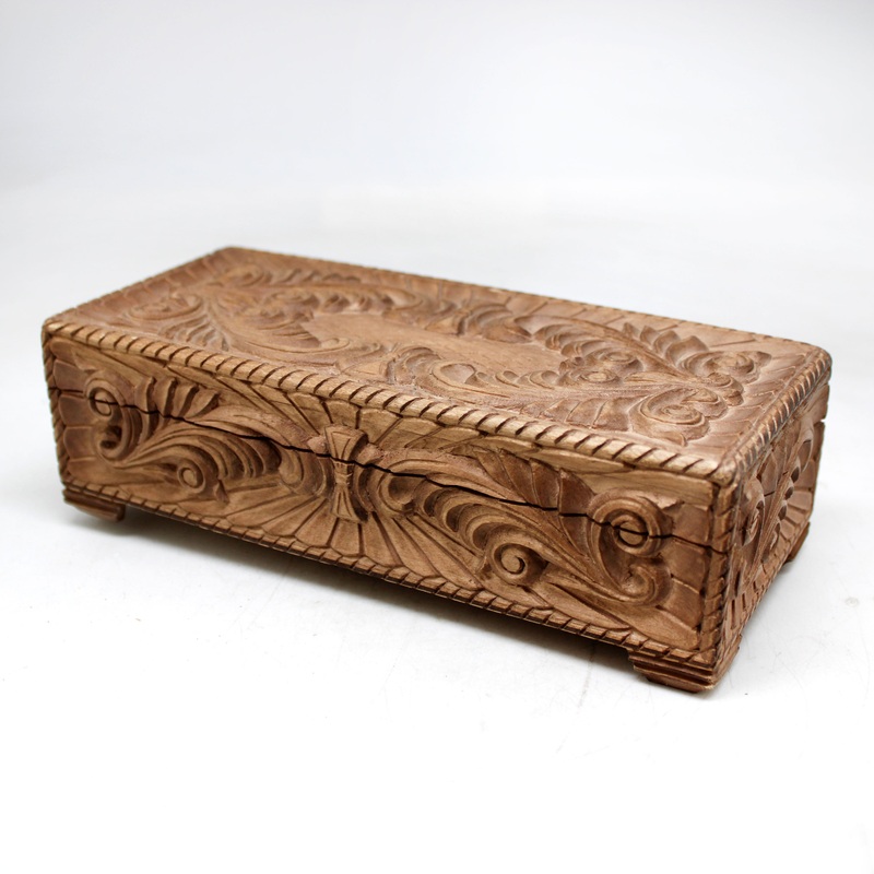 One-of-a-Kind Ornamental WOODCARVED Jewelry BOX 8×3.5×2.5 Handcarved Unique Home Decoration, Beautifull Gift, Rare Founds Collectible, Unique Hand Carved Gift
