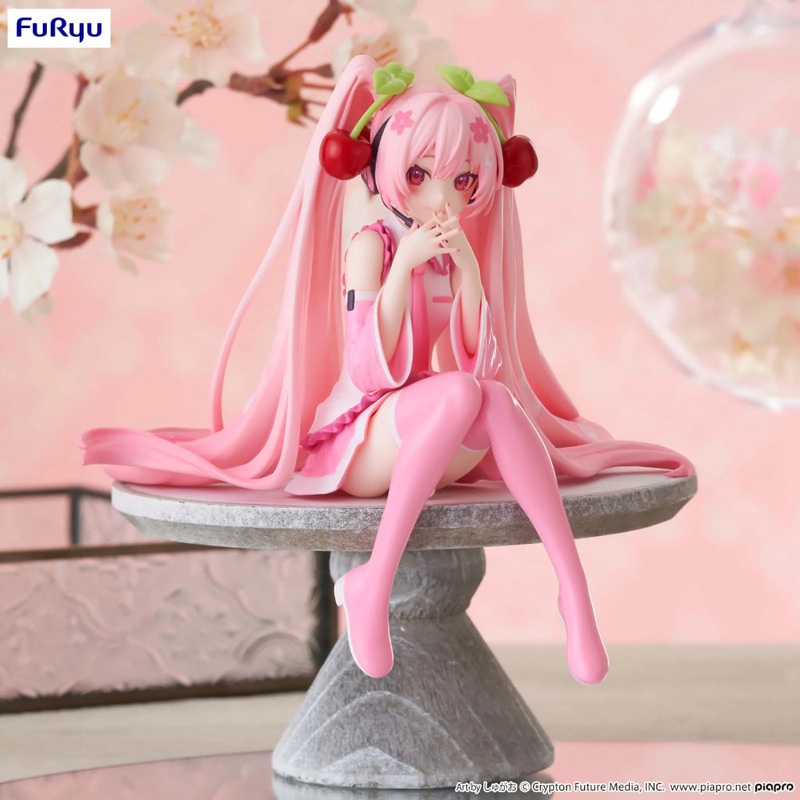 FuRyu Sakura Miku 2023 Noodle Stopper