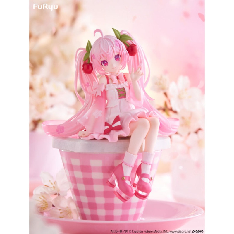 FuRyu Sakura Miku 2025 Ver. Noodle Stopper Figure