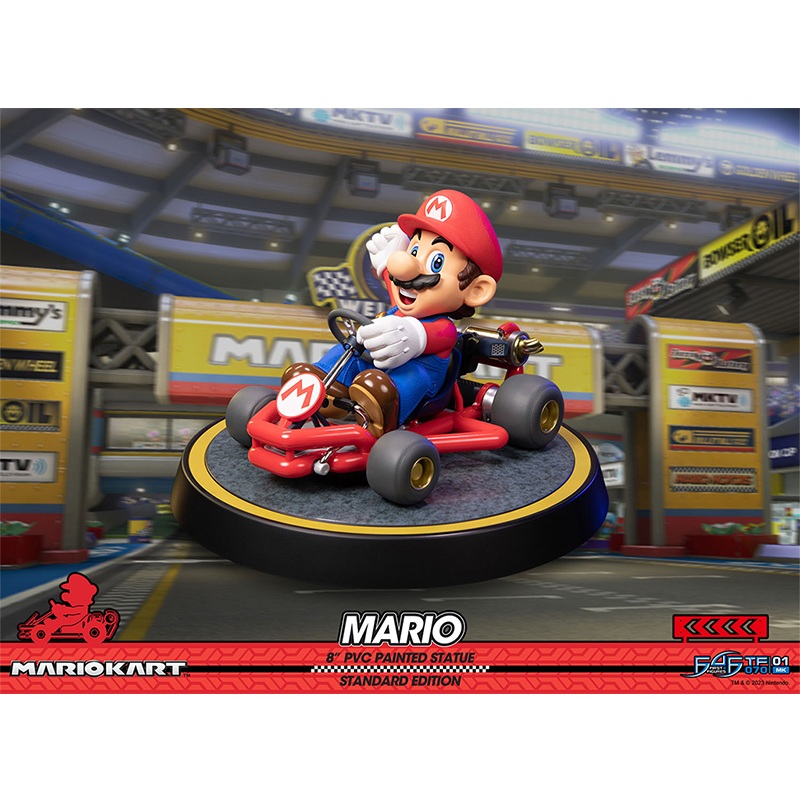 First 4 Figures Mario Kart – Mario (Standard Edition)
