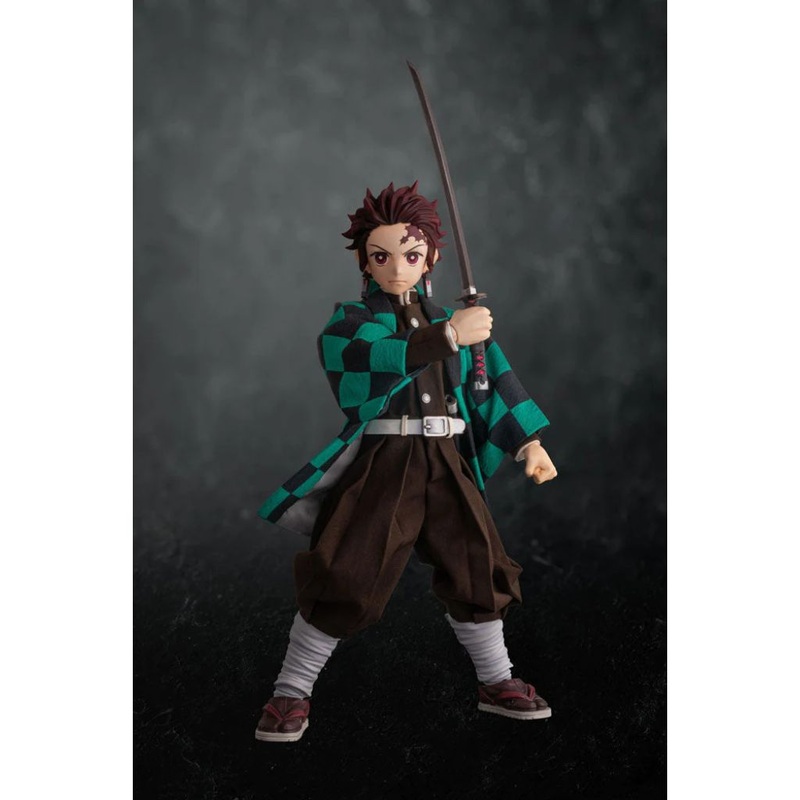 Demon Slayer: Kimetsu No Yaiba – Tanjiro Kamado Action Figure
