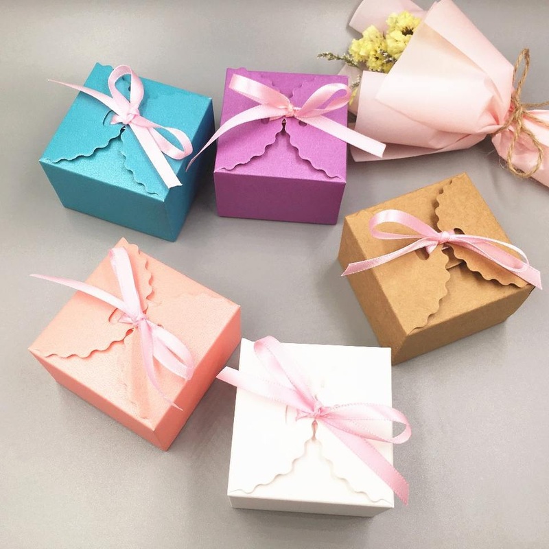 Gift Box High Quality Gift Paper Packaging Folding Box with Magnetic Lid – Necklace Boxes and Paper Boxes price