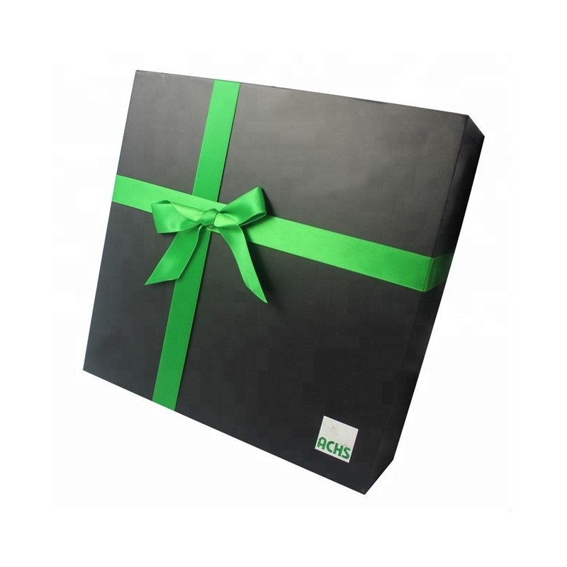 OEM Christmas Gift Card Packaging Box Empty Cardboard Clothes Presents Gift Box with Lid – Gift Box and Packaging Box price