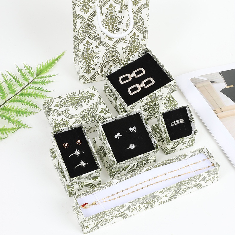 Vintage Green Enamel Jewelry Box Paperboard Material for Necklaces Pendants Rings Gift Boxes Paper Box – Jewelry Box Packaging and Paper Jewelry Box price