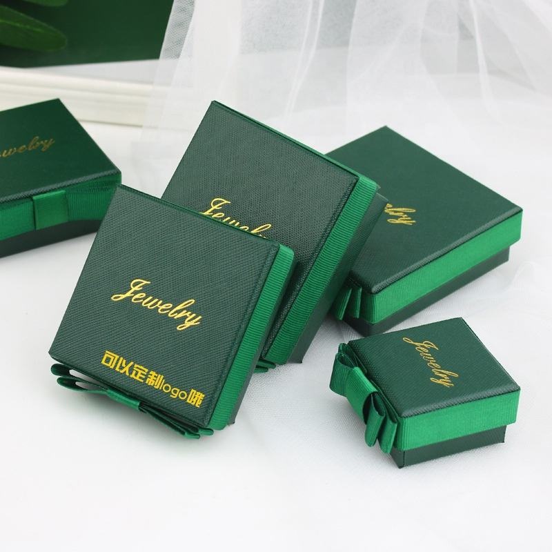 Low MOQ Custom Logo Green Paper Jewelry Case Earring Pendant Gift Packaging Box with Ribbon Bow Decoration – Leather Belt Box and Necklace Boxes price