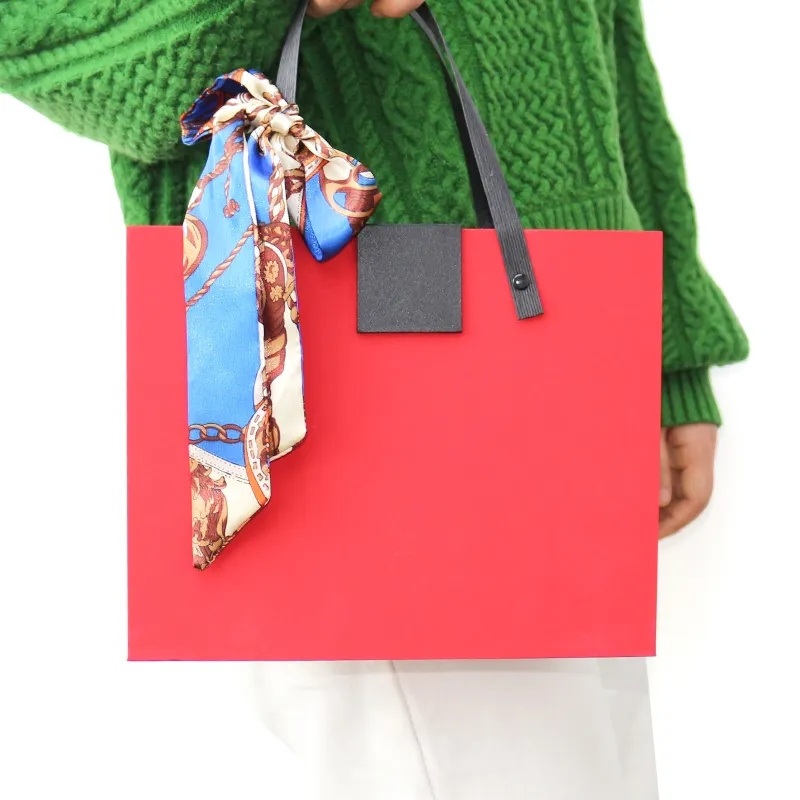 Fashion Customized Logo Luxury Folding Cardboard Paper Packaging Custom Luxury Magnetic Bridesmaid Gift Packaging Paper Box – Custom Box and Pcakaging Box price