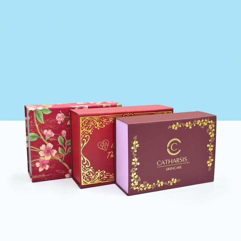 High Quality The End Logo Gold Foil Personalised Custom Customize White Magnetic Folding Gift Box – Cosmetics Packaging Box and Luxury Cosmetic Box price