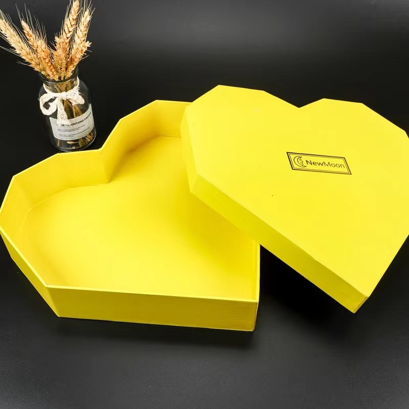 Spot New High-End Lipstick Gift Box Clamshell Book Gift Box Perfume Jewelry Gift Box Factory Custom Packaging Box China Wholesale – Box and Packing price