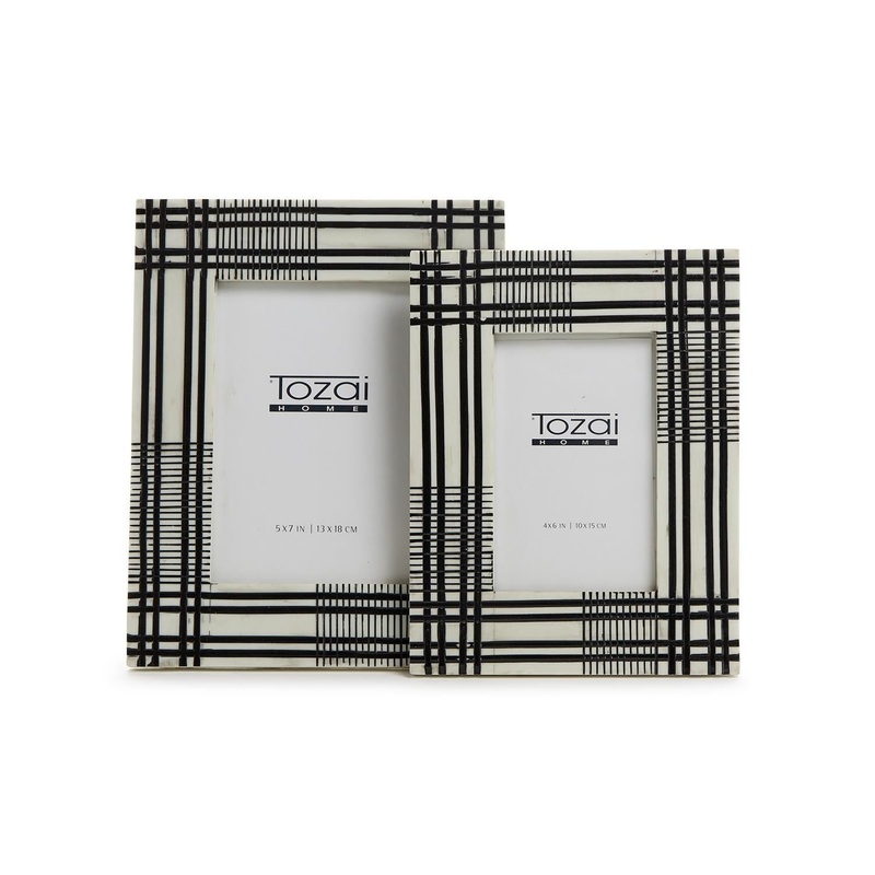 Two’s Company Modern Plaid Set Of 2 Black & White Photo Frame in 2 Sizes: 4 X 6 & 5 X 7
