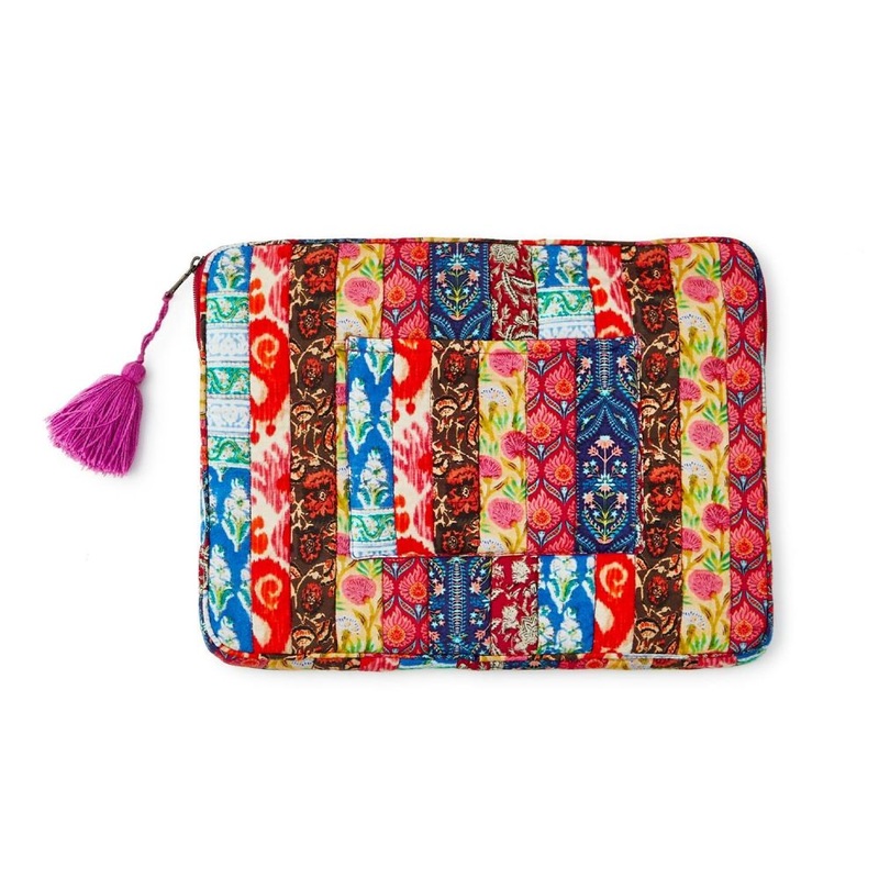 Two’s Company Stow Away Laptop Pouch in Printed Fabric – Cotton