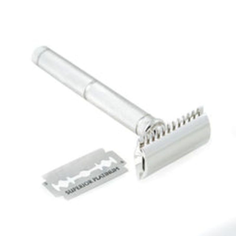 Chrome Plated Safety Razor With Diamond Cut Design Handle