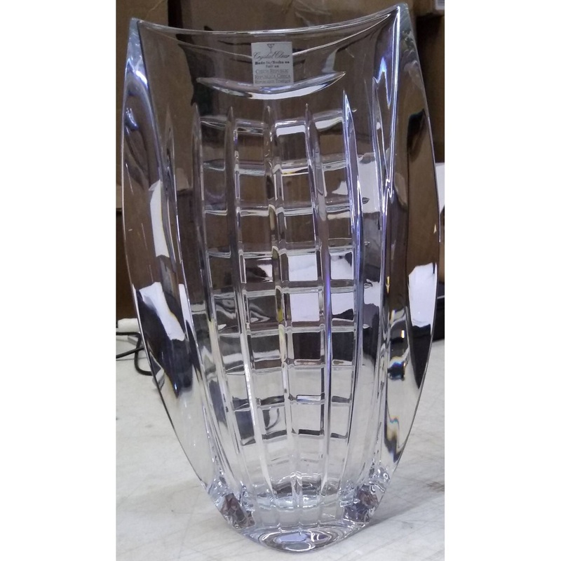Jay Import 12 High Norwich Crystal Vase.