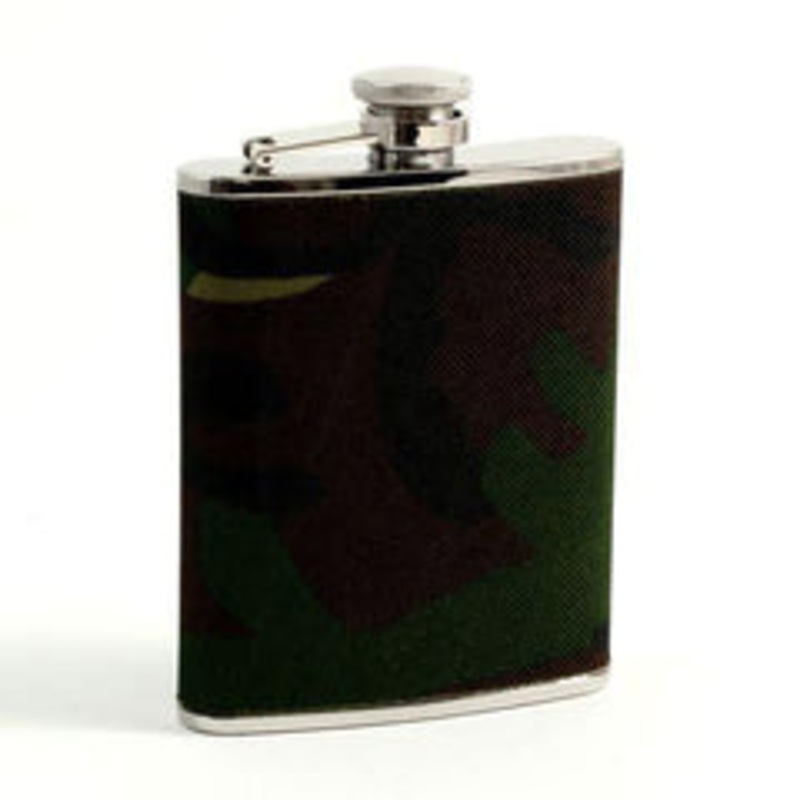 Bey Berk 6 Oz. Stainless Steel Camouflage Pattern Flask