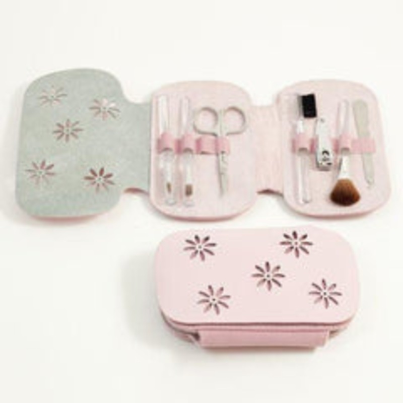 7 Pieces Manicure Set In Pink Leather & Ultra Suede Case