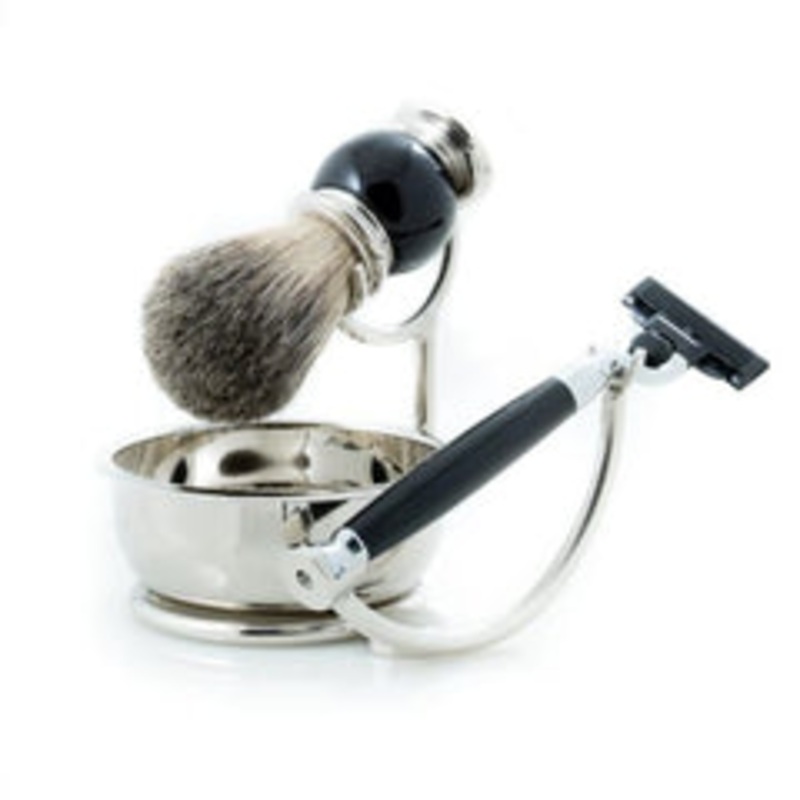 Razor With Badger Brush & Soap Dish On Stand, Black
