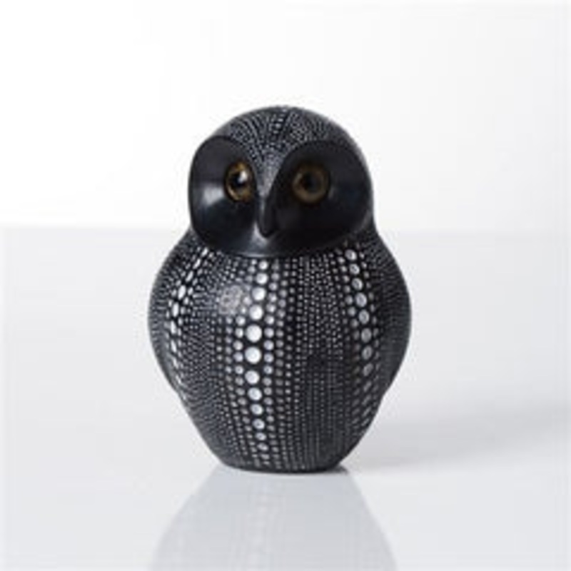 Torre & Tagus Debossed Dotted Owl – Black, Polyresin, 6.5 x 3.5 x 5