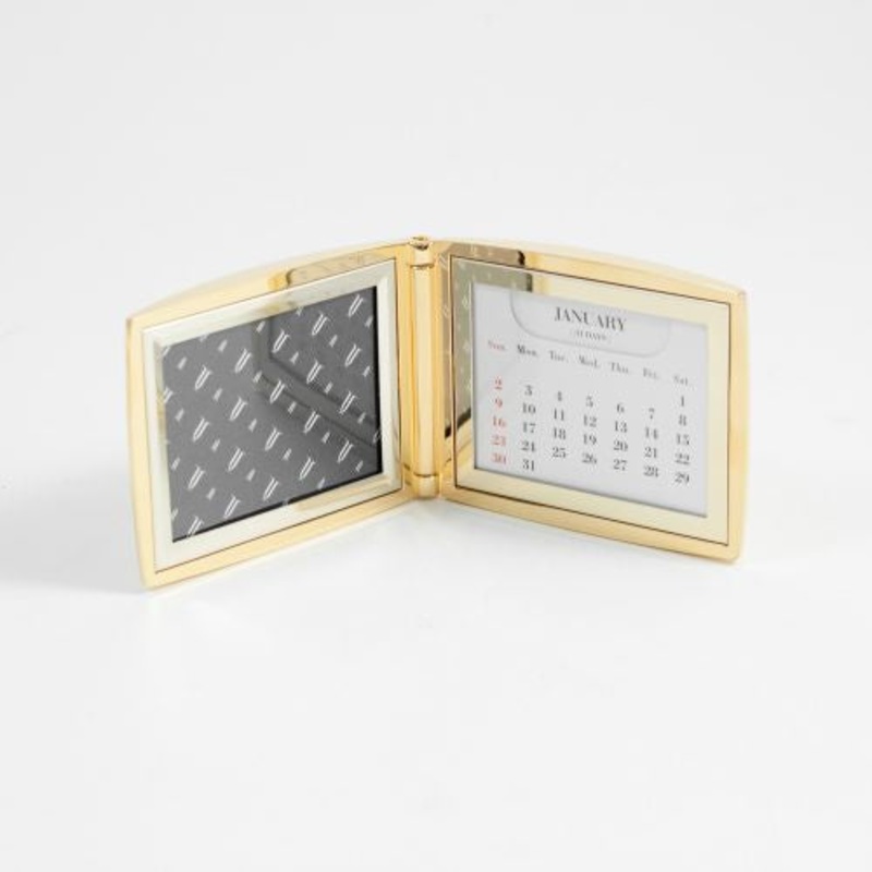 Gold Plated Perpetual Calendar & 2X3 Picture Frame
