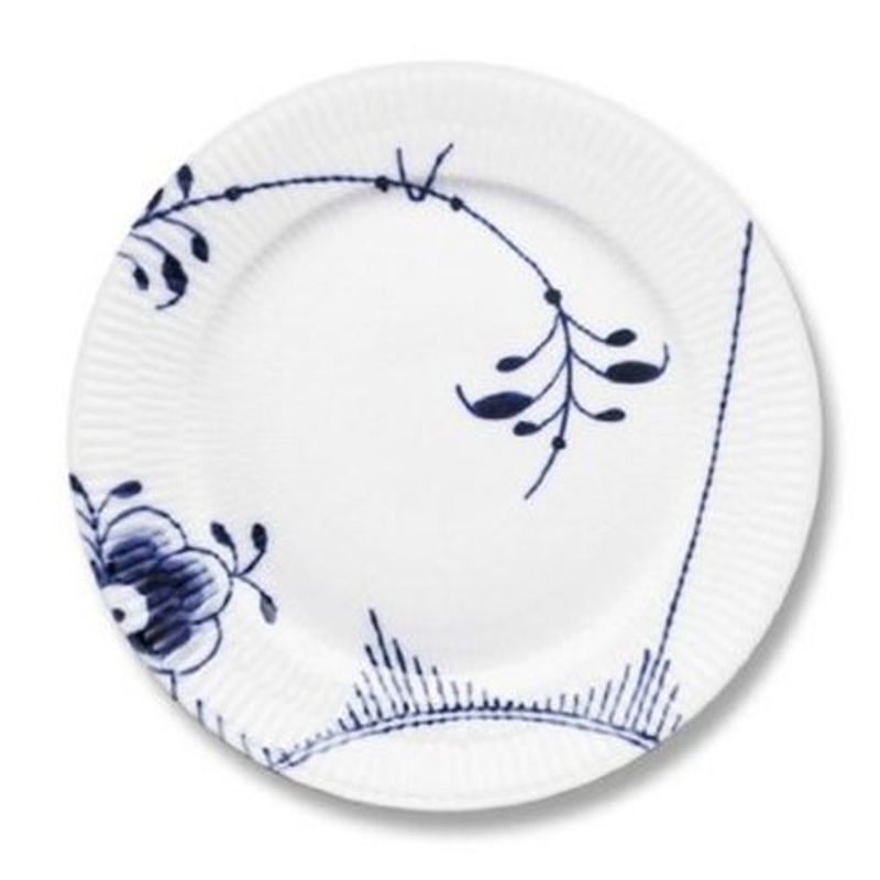 Royal Copenhagen Blue Fluted Mega Dinner Plate #2, 10.75 inches, Porcelain