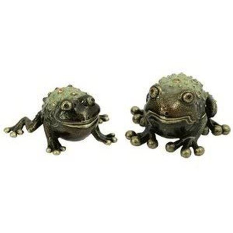2 Hand Painted Frog Salt & Pepper Shakers