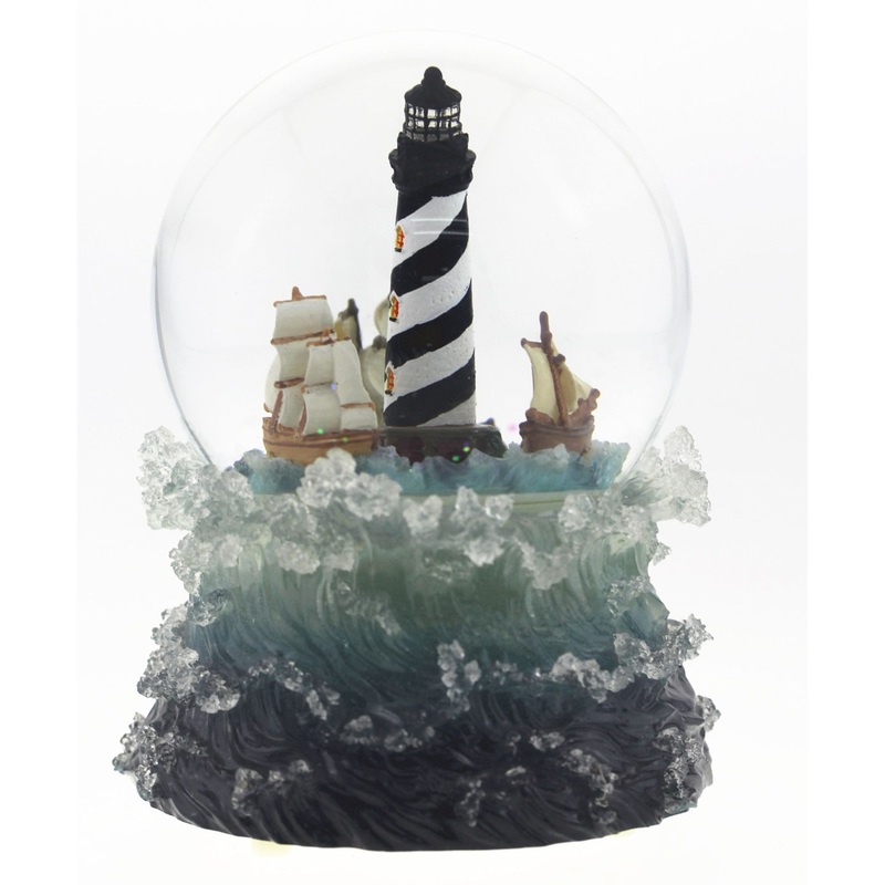 Musicbox Kingdom Glitter Globe Light Tower The Sailboats