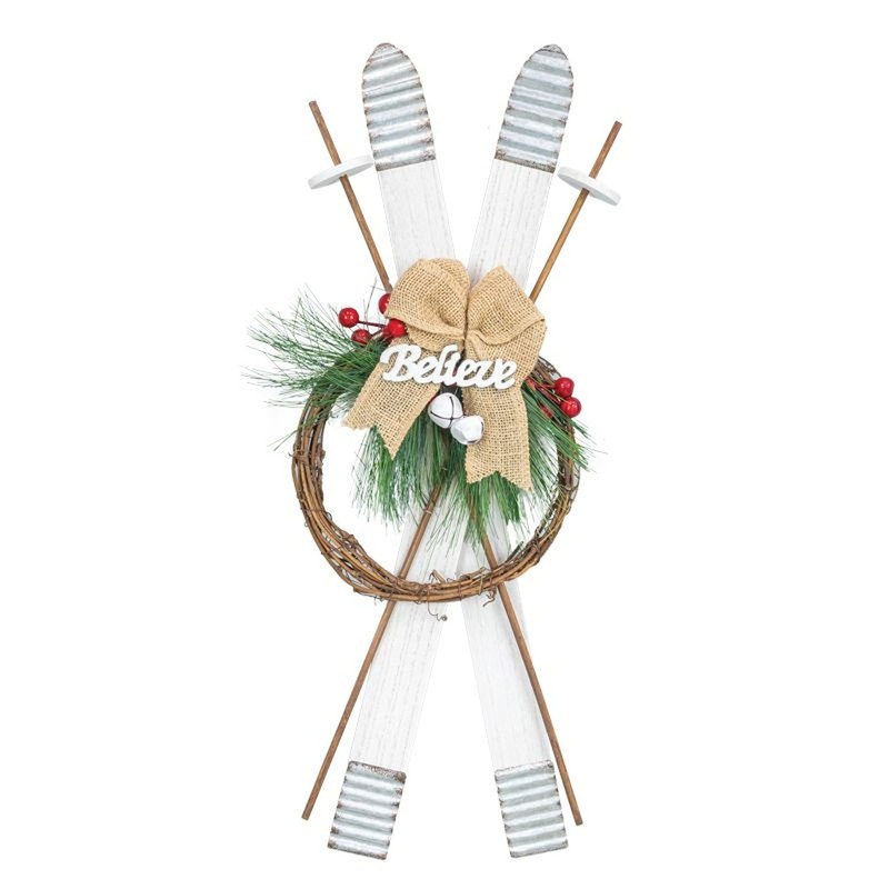 Hanna’s Handiworks Festive Skis Hanger