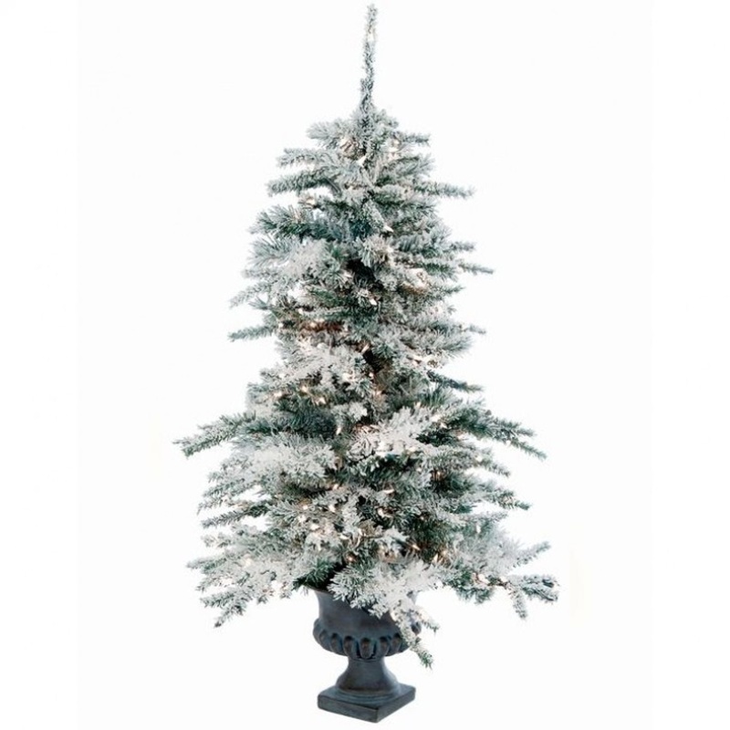 Regency International Potted Lit Flocked Vail Tree 4.5’X40D