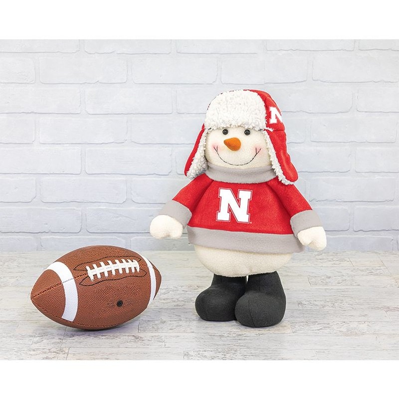 Hanna’s Handiworks Nebraska Chilly Snowman Stander