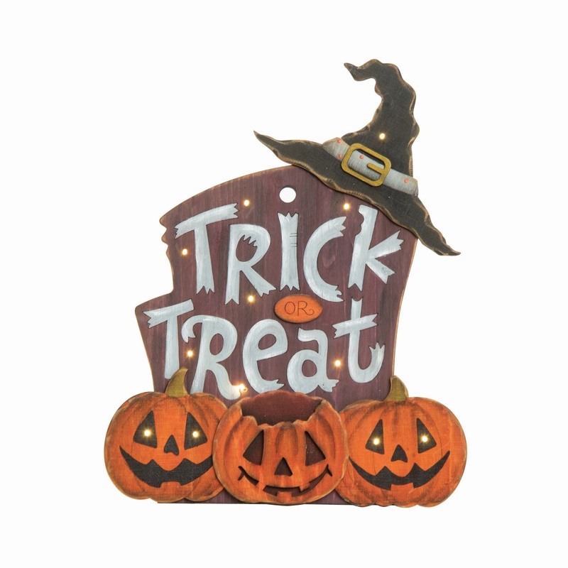 Transpac Plywood Light Up Trick Or Treat Sign