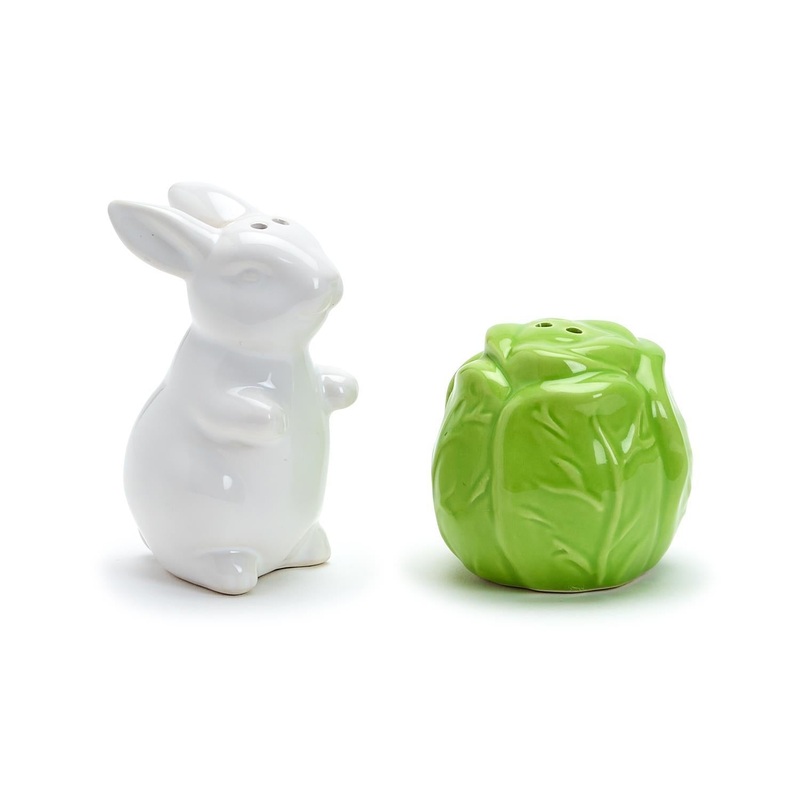 Two’s Company Easter Bunny and Cabbage Leaf Hand-Painted Salt and Pepper Shaker Set in Gift Box (hand wash only) – Ceramic