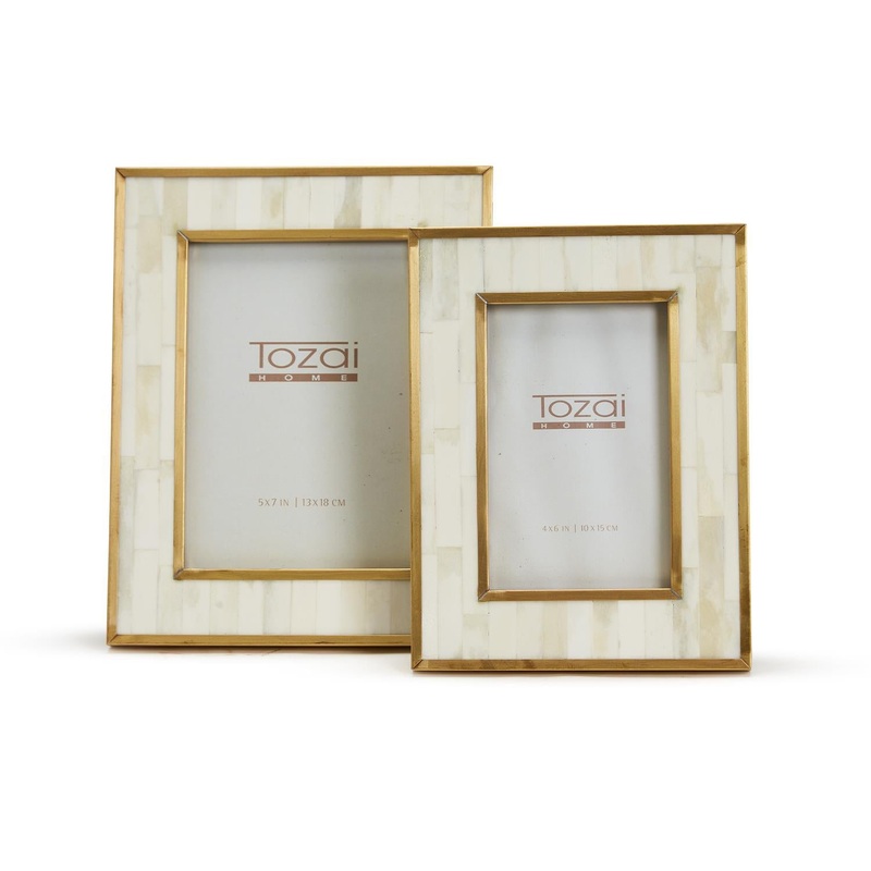Saint Honore Set of 2 Photo Frame w/ Brass Border in 2 Sizes: 4 X 6 & 5 X 7