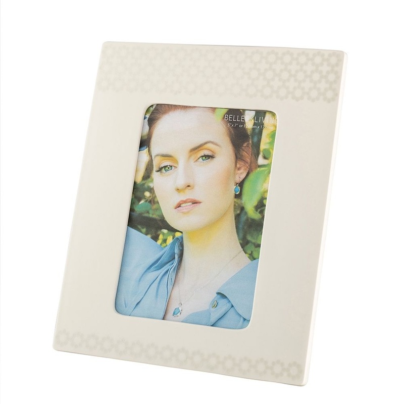 Belleek Daisy Dot 5 x 7 Frame (Suitable for Inscription)