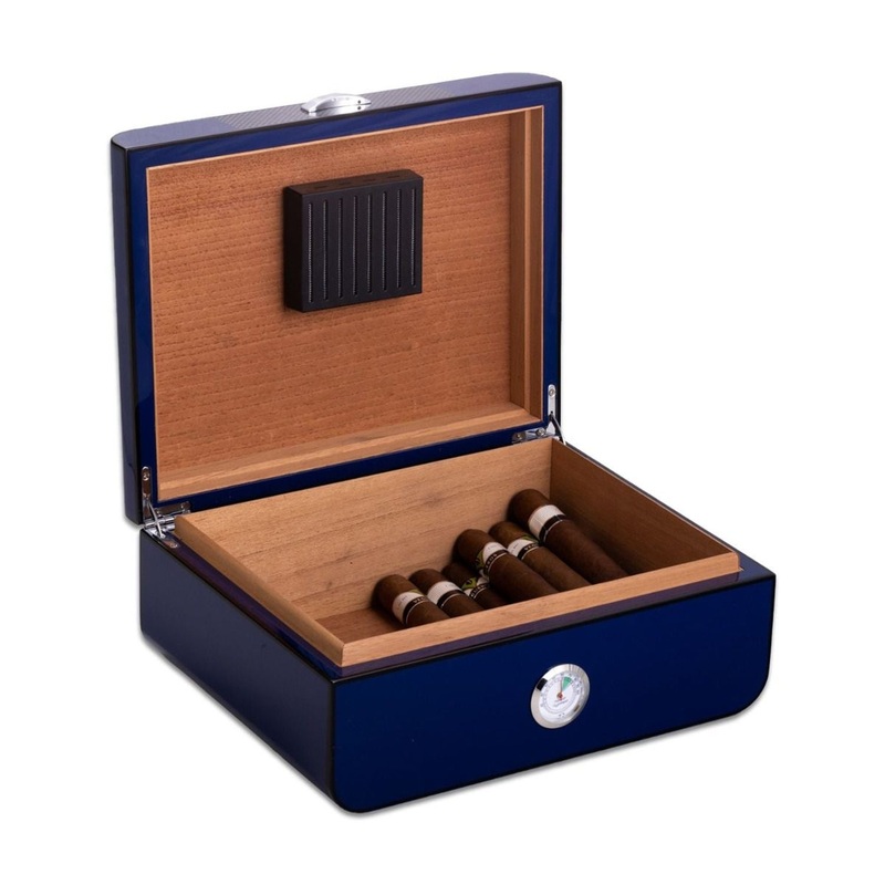Bey Berk Landon Carbon Fiber Design 40 Cigar Humidor